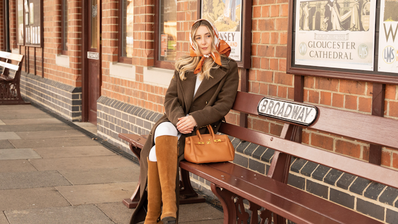 Medium Gingerbread Chelsea Scarf